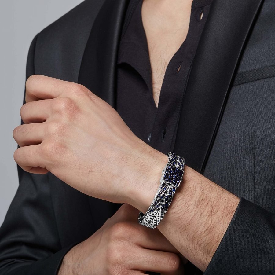 John Hardy Modern Chain 16MM Bracelet in Silver with Blue Sapphire – Medium
